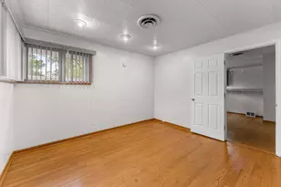 369 Waverly St, Park Forest, IL 60466 - Photo 13