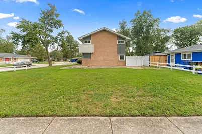 369 Waverly Street, Park Forest, IL 60466 - Photo 3
