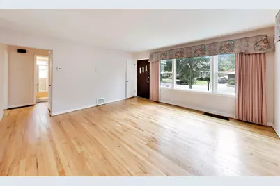5228 Davis Street, Skokie, IL 60077 - Photo 5