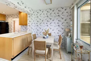 5228 Davis St, Skokie, IL 60077 - Photo 15