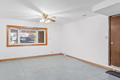 7915 Massasoit Avenue, Burbank, IL 60459 - Photo 17