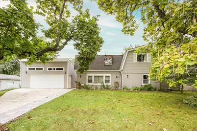 63 Fairway Road, Lake Zurich, IL 60047 - Photo 1
