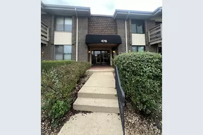 476 Raintree Court #2C, Glen Ellyn, IL 60137 - Photo 1