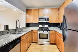 200 N Jefferson St, Chicago, IL 60661 - Photo 5