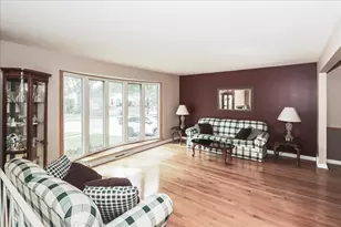 1468 E Rosita Dr, Palatine, IL 60074 - Photo 5
