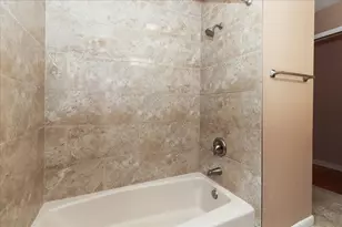 1468 E Rosita Dr, Palatine, IL 60074 - Photo 21