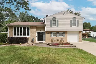 1468 E Rosita Drive, Palatine, IL 60074 - Photo 1