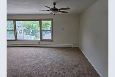 420 S Kenilworth Avenue #18, Oak Park, IL 60302 - Photo 3