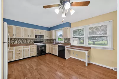 311 George Street, Sycamore, IL 60178 - Photo 9