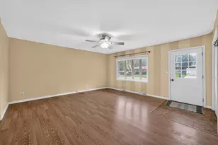 311 George St, Sycamore, IL 60178 - Photo 3
