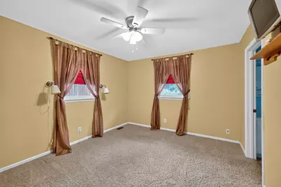 311 George Street, Sycamore, IL 60178 - Photo 13