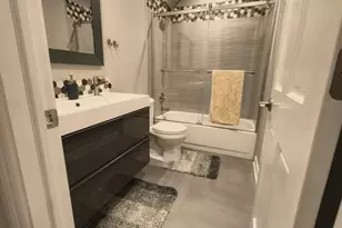 22 Waterbury Ln, Schaumburg, IL 60193 - Photo 27
