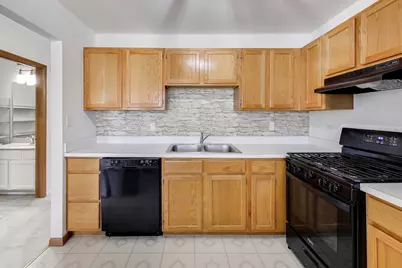 29 N Macgillis Drive #23-3, Round Lake, IL 60073 - Photo 5