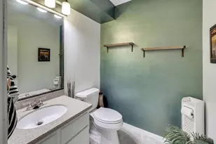 29 N Macgillis Dr, Round Lake, IL 60073 - Photo 13