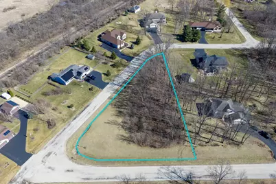 302 Kurt Lane, Kirkland, IL 60146 - Photo 1