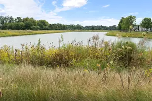 549 Autumn Cir, Pingree Grove, IL 60140 - Photo 35