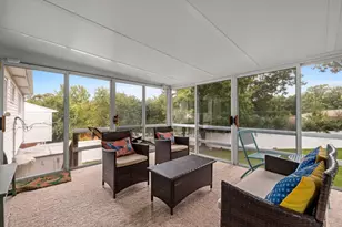 9121 Forest Dr, Hickory Hills, IL 60457 - Photo 11