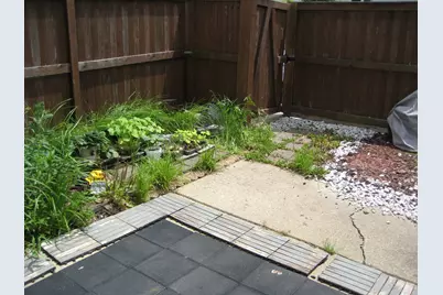 1980 Huntington Boulevard, Hoffman Estates, IL 60169 - Photo 13