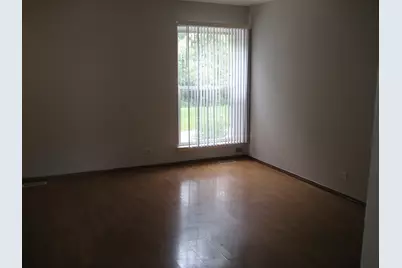 1980 Huntington Boulevard, Hoffman Estates, IL 60169 - Photo 7