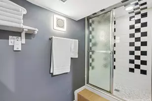 5705 W Newport Ave, Chicago, IL 60634 - Photo 31