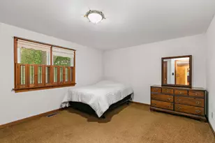 34 Nebraska St, Geneva, IL 60134 - Photo 21