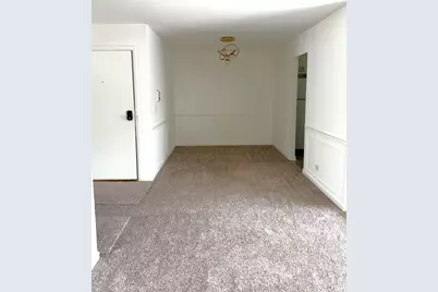 327 Wildberry Court #D2, Schaumburg, IL 60193 - Photo 5