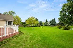 1338 Foxbend Dr, Sycamore, IL 60178 - Photo 37