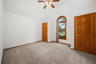 1338 Foxbend Dr, Sycamore, IL 60178 - Photo 21