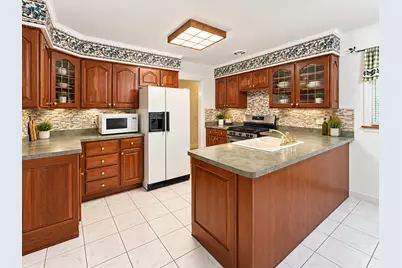 1400 Huntington Drive, Glenview, IL 60025 - Photo 5
