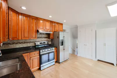 2703 N Brighton Place, Arlington Heights, IL 60004 - Photo 7