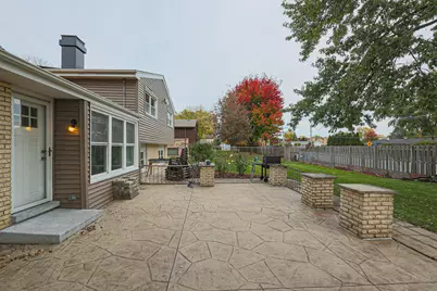 2703 N Brighton Place, Arlington Heights, IL 60004 - Photo 61