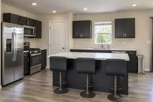 362 Biscayne Ln, Yorkville, IL 60560 - Photo 3