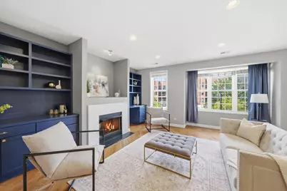 2035 W Division Street #3, Chicago, IL 60622 - Photo 3