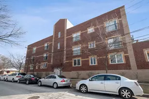 2801 W Ardmore Ave, Chicago, IL 60659 - Photo 1