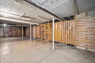 681 Elmhurst Rd, Des Plaines, IL 60016 - Photo 11