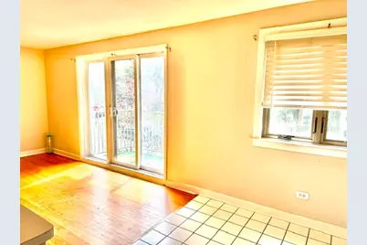 1244 W Byron Street #2, Chicago, IL 60613 - Photo 3
