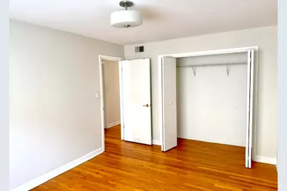 1244 W Byron Street #2, Chicago, IL 60613 - Photo 7