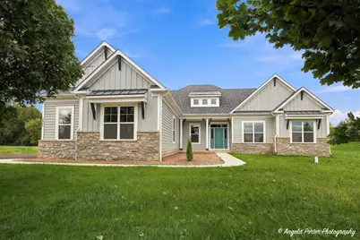 2907 Pioneer Oaks Drive, Ringwood, IL 60072 - Photo 1