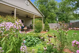 2014 E Jackson St, Bloomington, IL 61701 - Photo 23