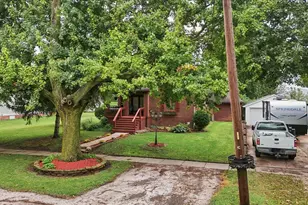 605 N Vermilion St, Allerton, IL 61810 - Photo 5