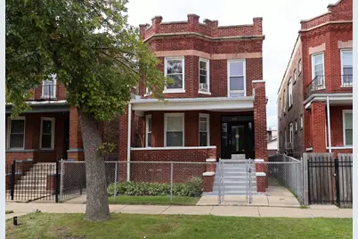 154 N Lamon Avenue, Chicago, IL 60644 - Photo 1