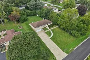 2N356 Euclid Ave, Glen Ellyn, IL 60137 - Photo 27