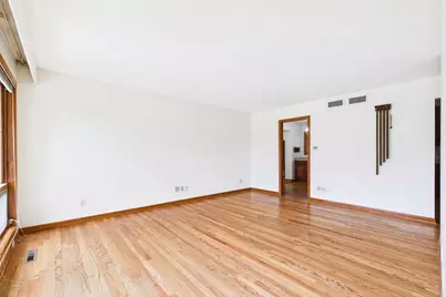 2N356 Euclid Avenue, Glen Ellyn, IL 60137 - Photo 5