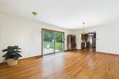 2N356 Euclid Avenue, Glen Ellyn, IL 60137 - Photo 9