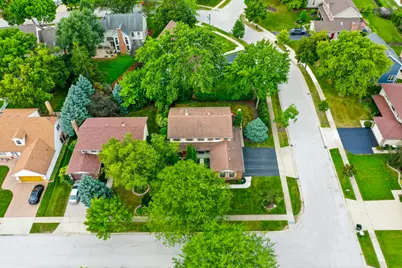 1222 Biscayne Drive, Elk Grove Village, IL 60007 - Photo 3