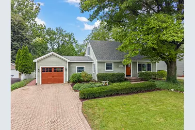1007 S Harrison Street, Batavia, IL 60510 - Photo 1