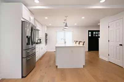 1321 S Parkview Terrace, Algonquin, IL 60102 - Photo 3