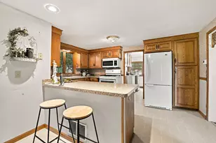 306 N Canal St, Newark, IL 60541 - Photo 13