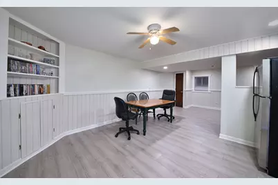 229 N Whispering Hills Drive, Naperville, IL 60540 - Photo 23