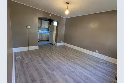 10700 S Avenue M, Chicago, IL 60617 - Photo 13